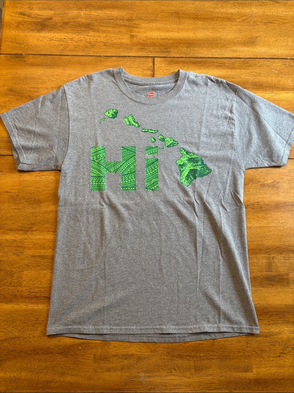 Hanes Gray Short Sleeve Tee with Green HI and Hawaiian Map